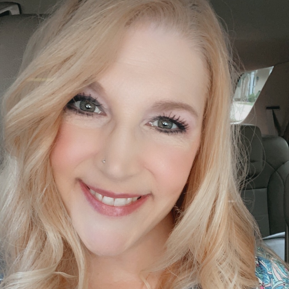 Meet your Posher, Brandi